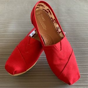 Toms Red Canvas Women’s Classic